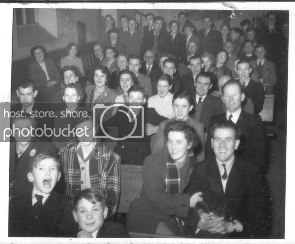 79904_93ConcertintheChurchHallre1950scHelenaRees.jpg